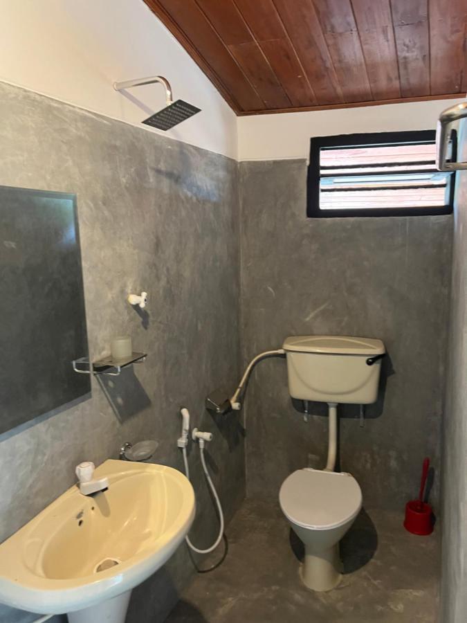 Sabine Holiday Resort And Restaurant Matara Bagian luar foto